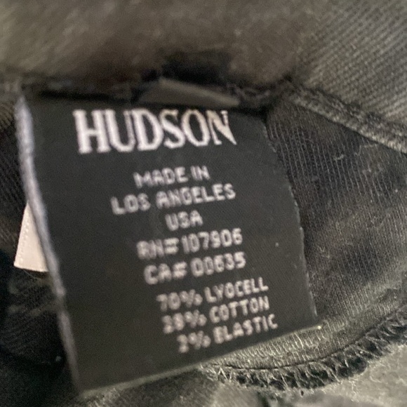 Hudson 31 Nico Phyton Print Mid Rise Jean - Picture 12 of 16